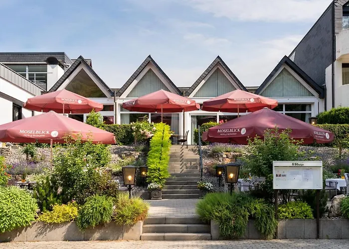 מלון Moselblick 3*